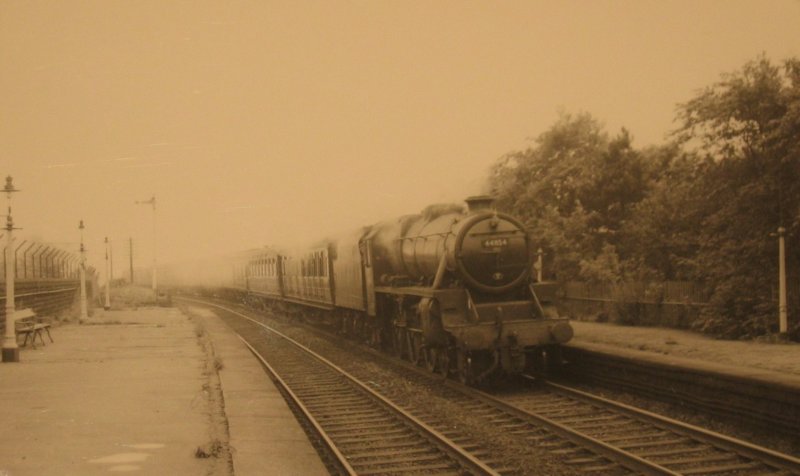 enteringsteetonsilsdenstation1962.jpg